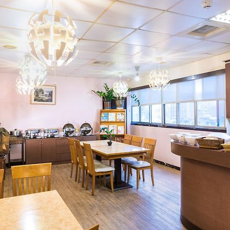 Wonstar Hotel - Songshan Tajpej Kültér fotó