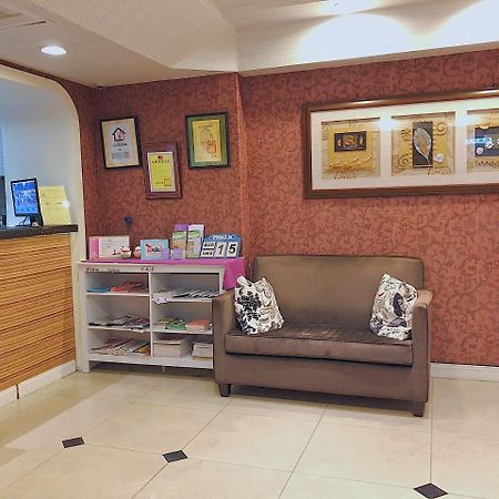 Wonstar Hotel - Songshan Tajpej Kültér fotó