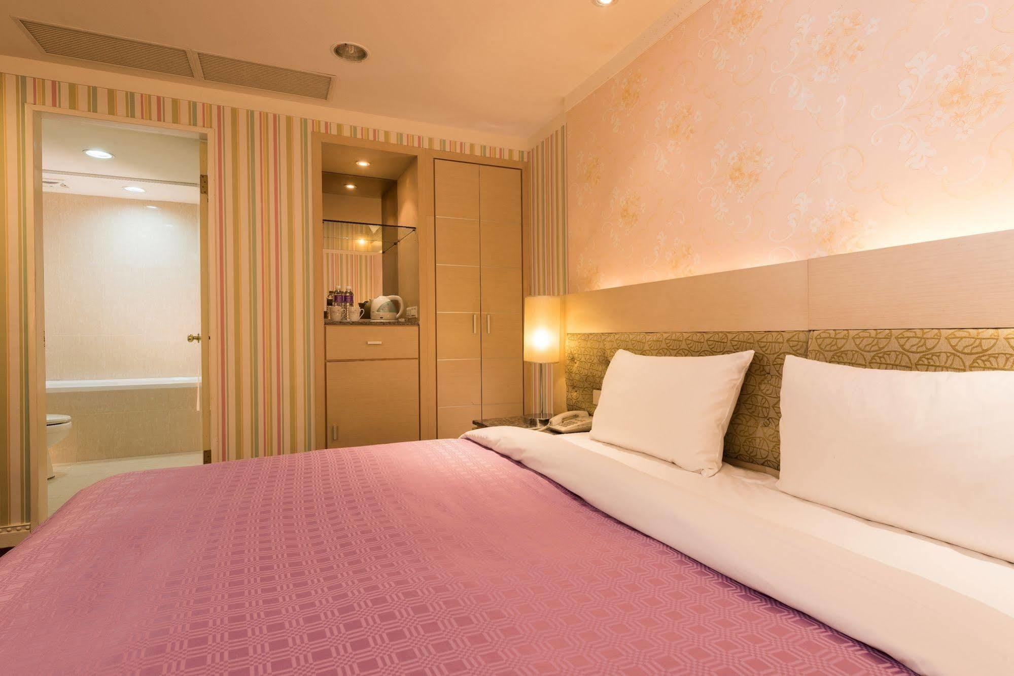 Wonstar Hotel - Songshan Tajpej Kültér fotó